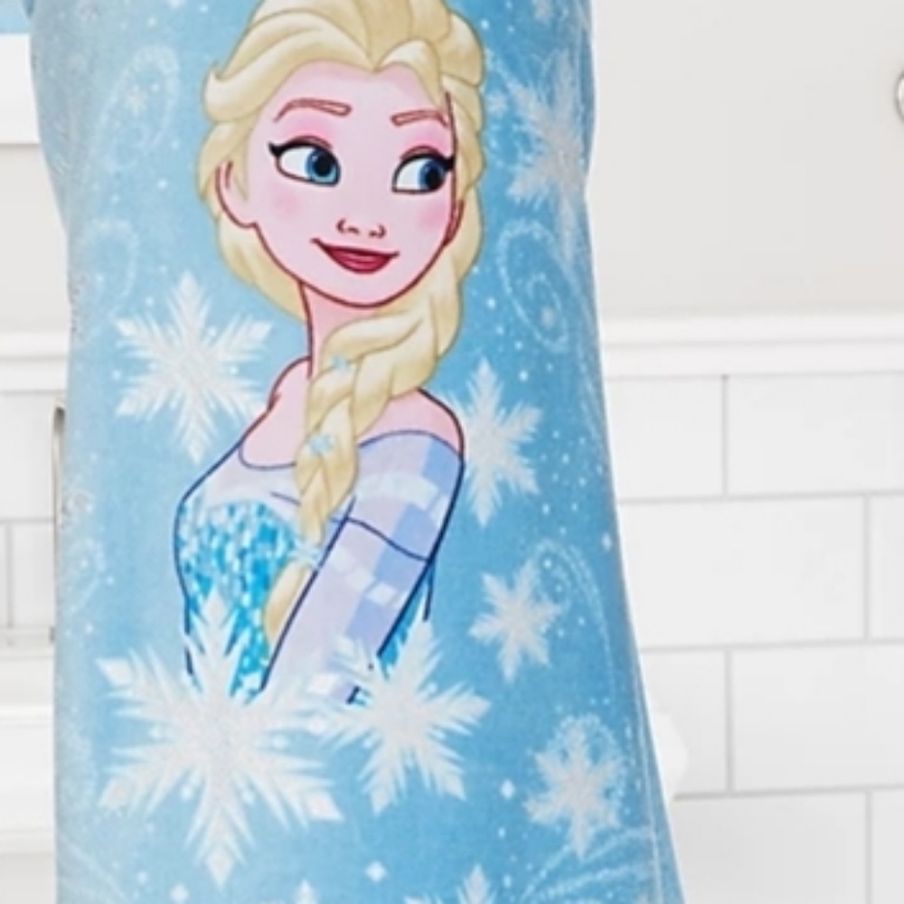 Frozen hooded bath wrap